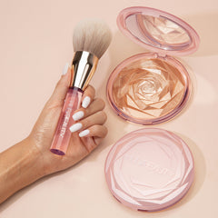 N.Y.M.P.H. Highlighting Powder Brush
